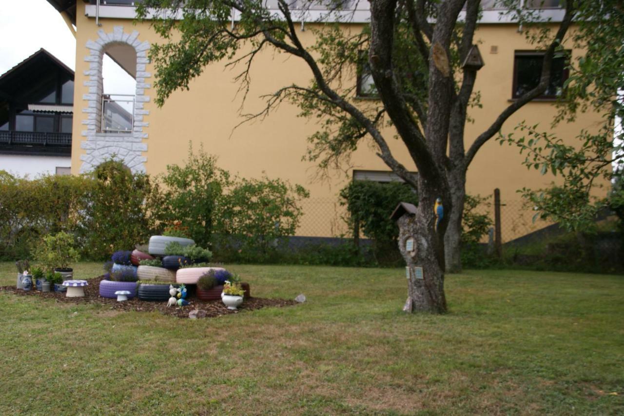 Ferienwohnung Hotz - Wohnung für Monteure Konken Exterior foto