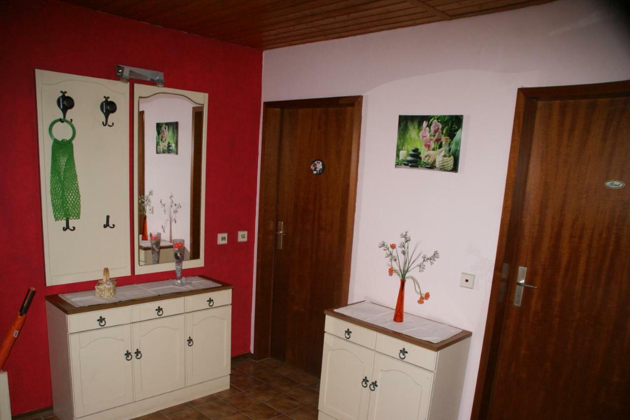 Ferienwohnung Hotz - Wohnung für Monteure Konken Exterior foto