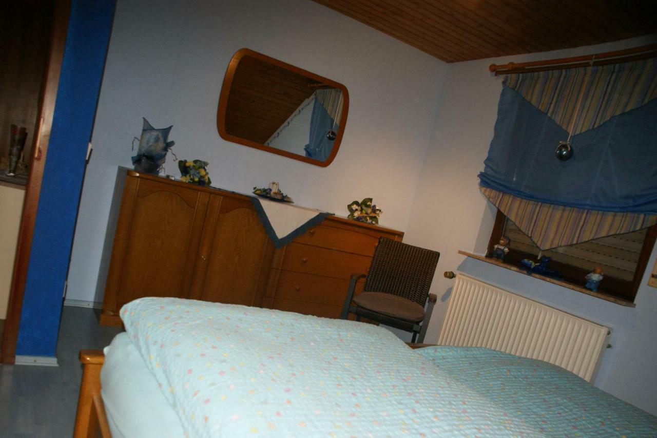 Ferienwohnung Hotz - Wohnung für Monteure Konken Exterior foto