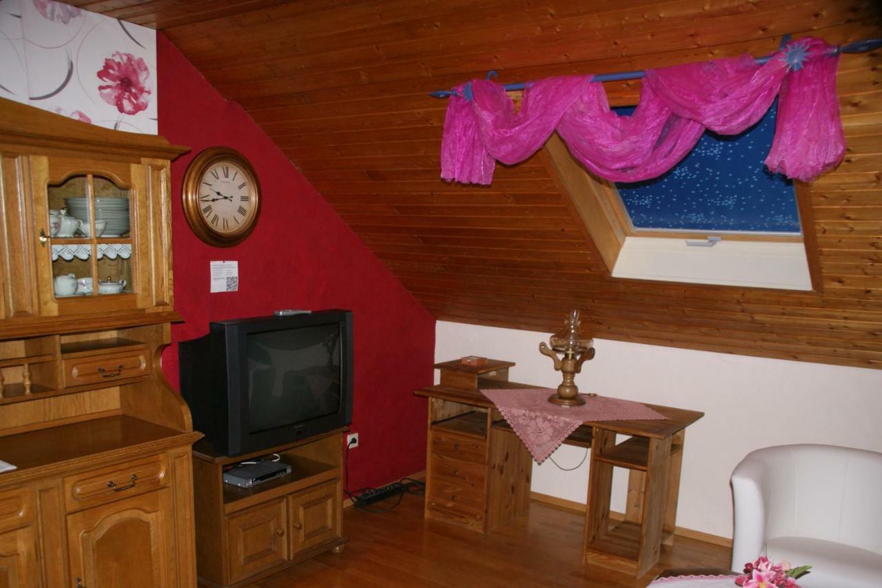 Ferienwohnung Hotz - Wohnung für Monteure Konken Exterior foto