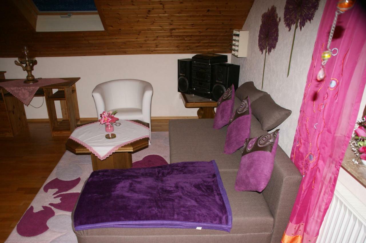 Ferienwohnung Hotz - Wohnung für Monteure Konken Exterior foto